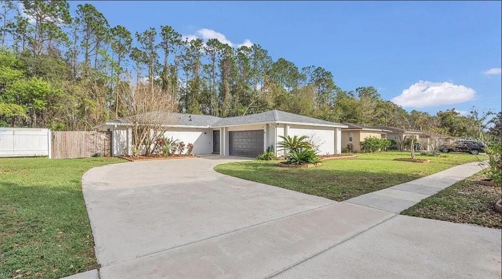 8691 CONTOURA DRIVE gallery image #1