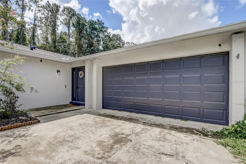 8691 CONTOURA DRIVE gallery image #2