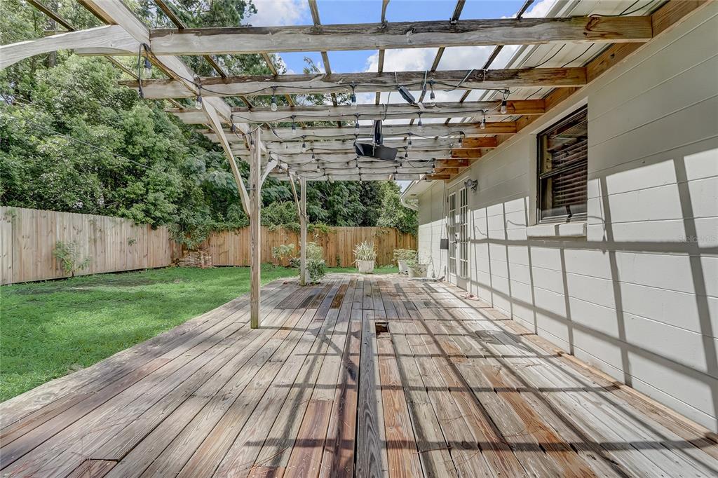 8691 CONTOURA DRIVE gallery image #22