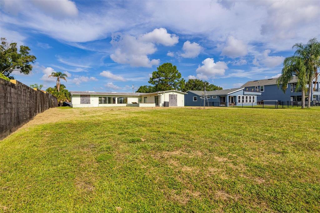 5701 PADGETT CIRCLE gallery image #15