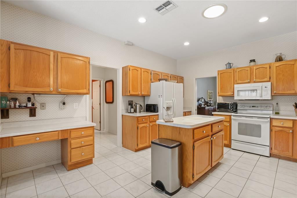 5410 RUSTIC PINE COURT gallery image #16