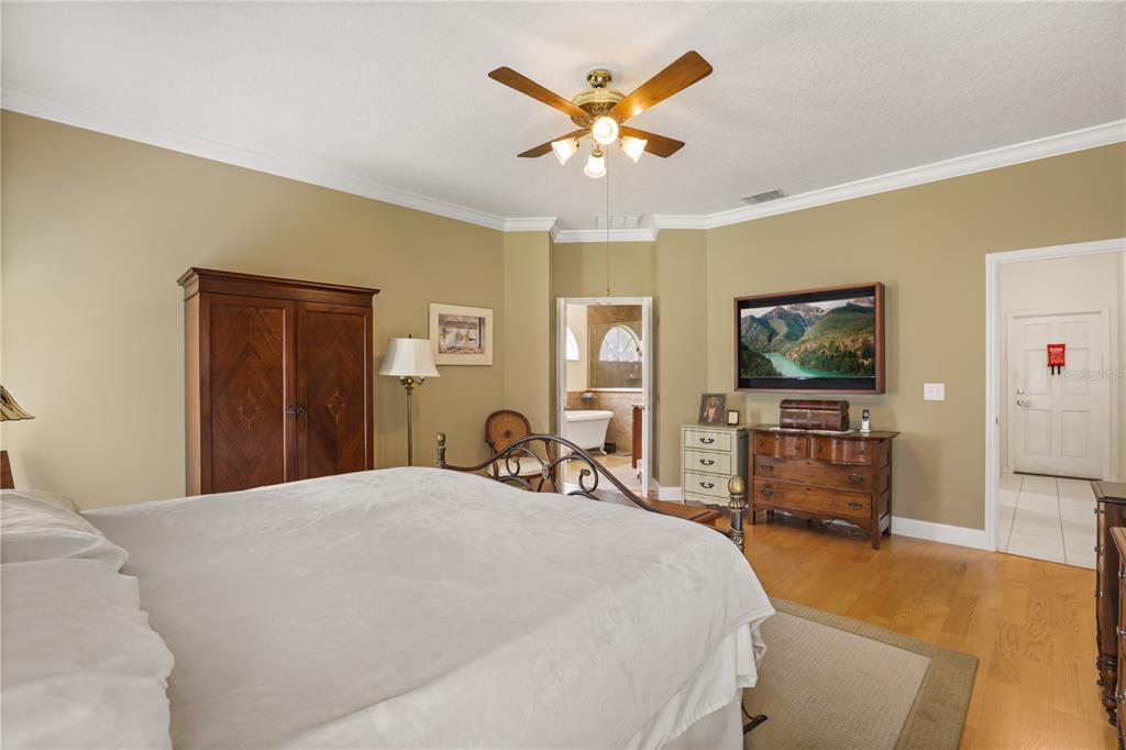 5410 RUSTIC PINE COURT gallery image #23