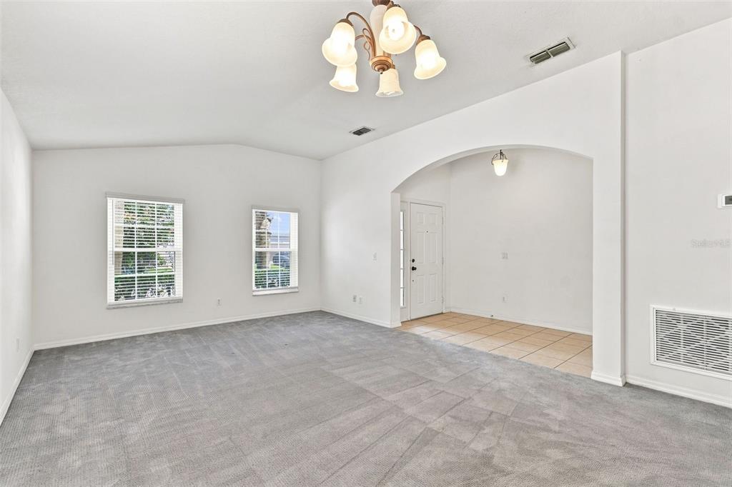1174 BEECH GROVE WAY gallery image #3