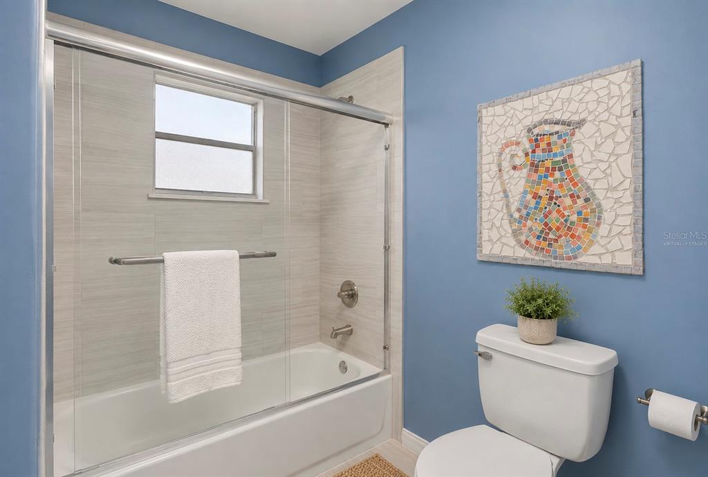 10145 BLUFF COURT gallery image #28