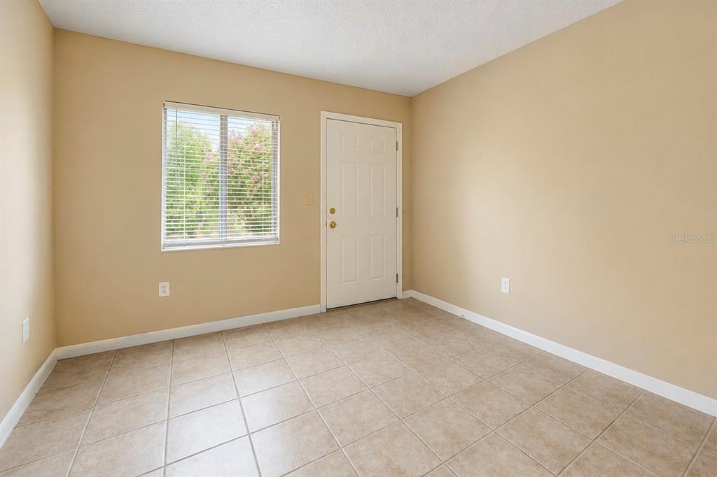 10145 BLUFF COURT gallery image #30