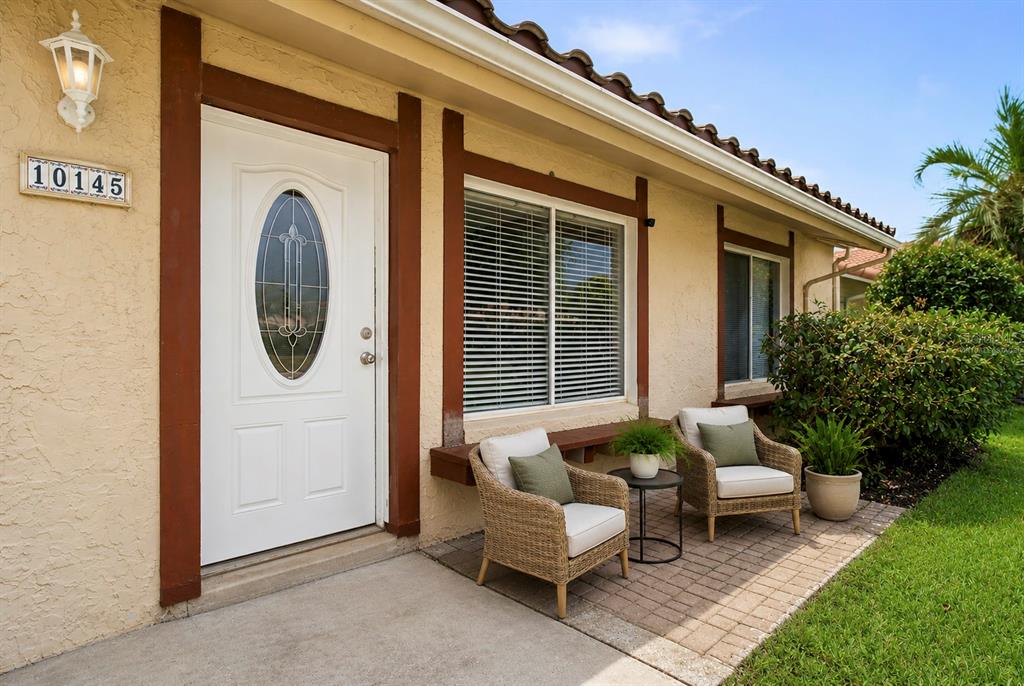 10145 BLUFF COURT gallery image #4