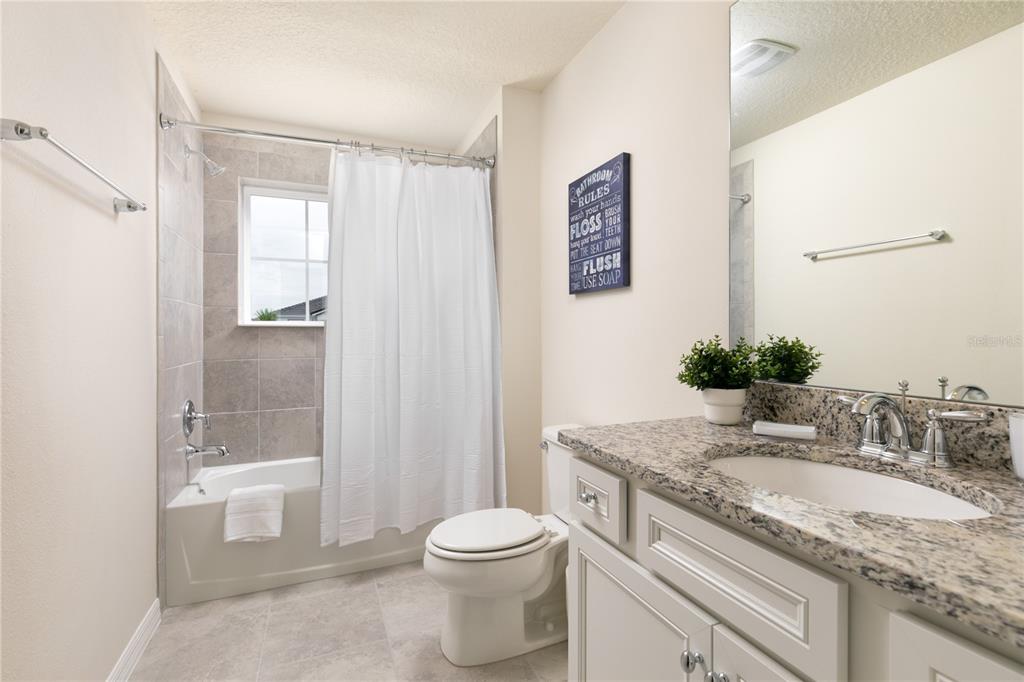 7376 OAKMOSS LOOP gallery image #21