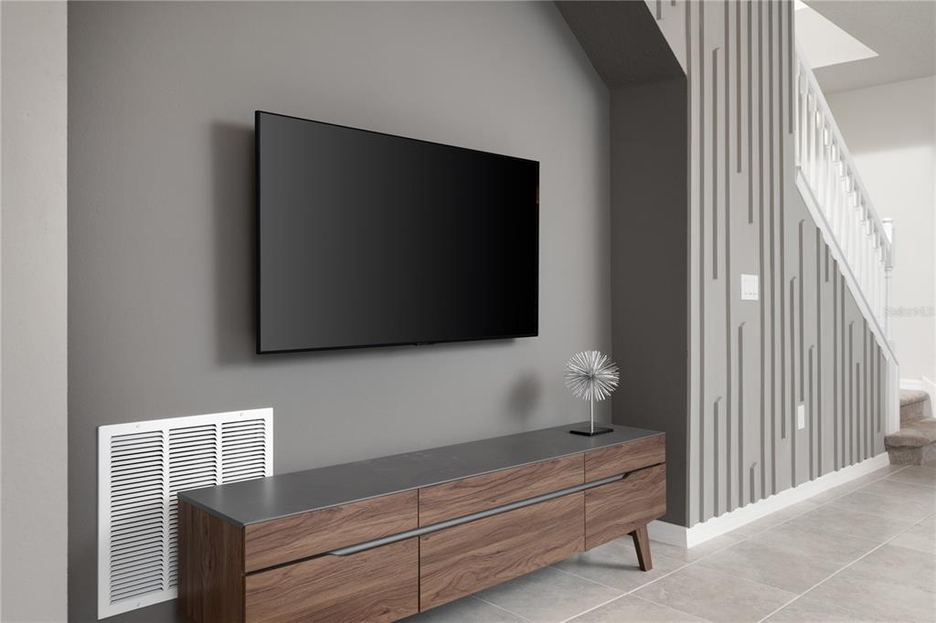 7376 OAKMOSS LOOP gallery image #4