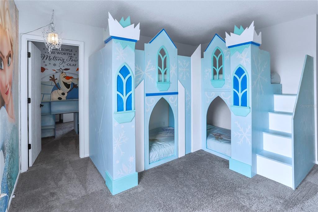 186 NAZHA DRIVE gallery image #19
