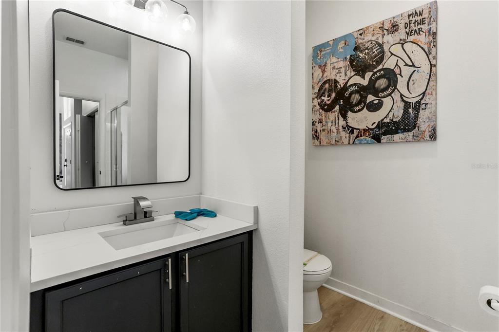 186 NAZHA DRIVE gallery image #28