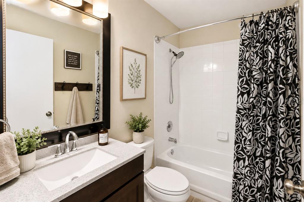 726 ROCHESTER LOOP gallery image #21