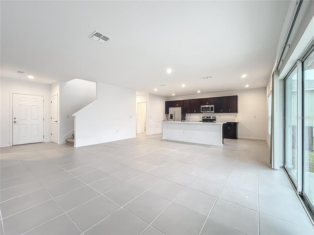 5627 COSTA BLANCA WAY gallery image #10