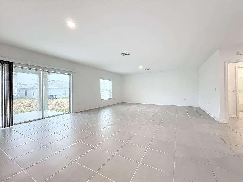 5627 COSTA BLANCA WAY gallery image #12