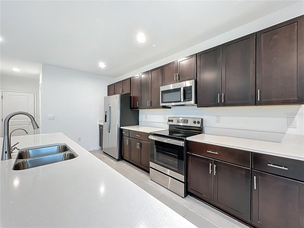 5627 COSTA BLANCA WAY gallery image #2