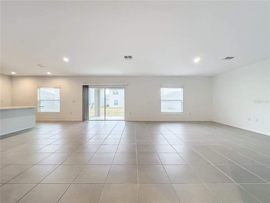 5627 COSTA BLANCA WAY gallery image #8