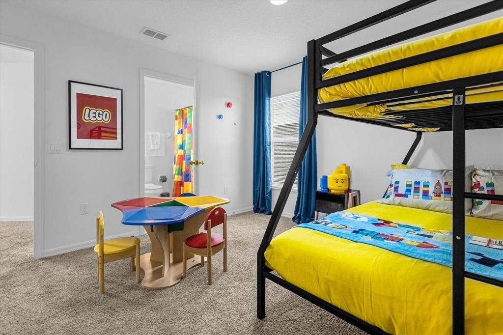 638 CASSIA DRIVE gallery image #20