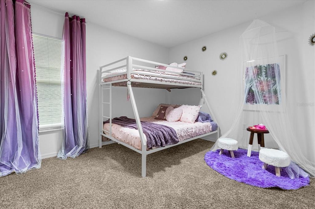 638 CASSIA DRIVE gallery image #24
