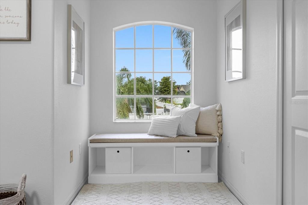 638 CASSIA DRIVE gallery image #26