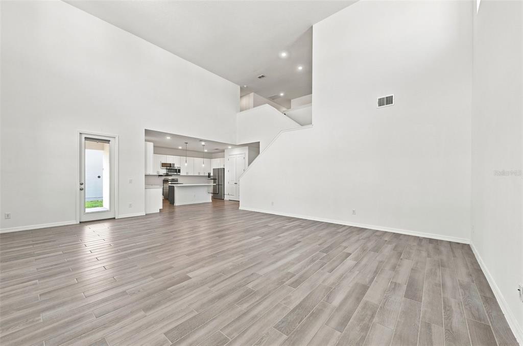 2251 DERWENT DRIVE gallery image #13