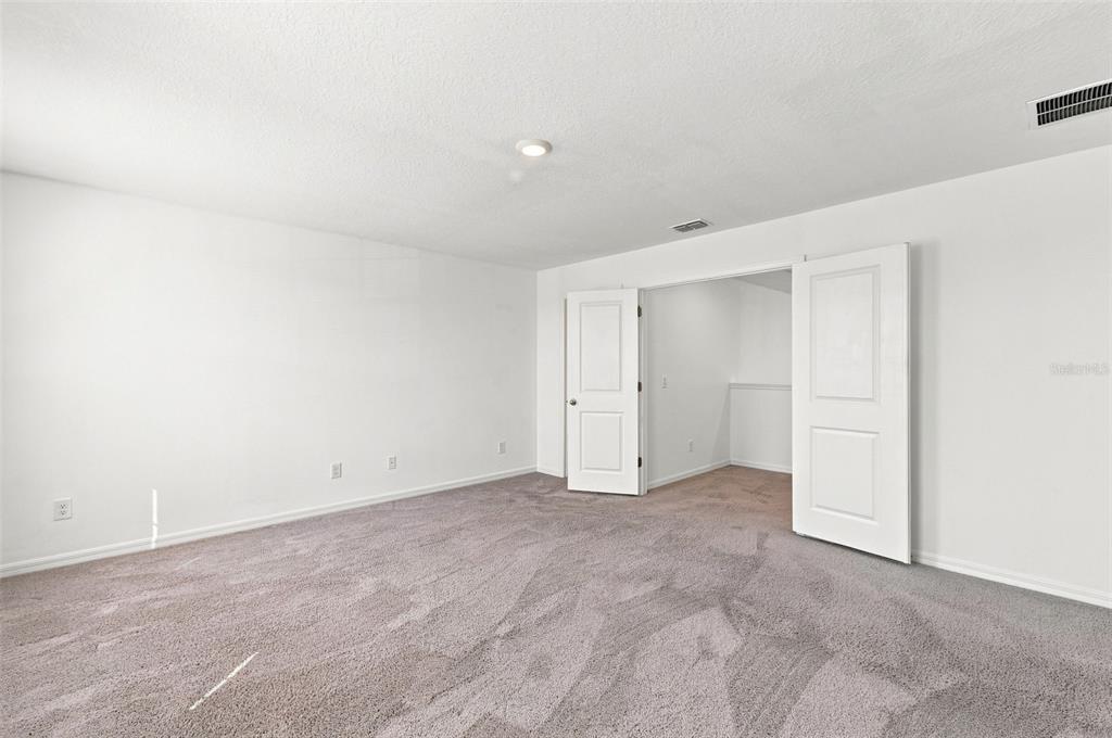 2251 DERWENT DRIVE gallery image #23