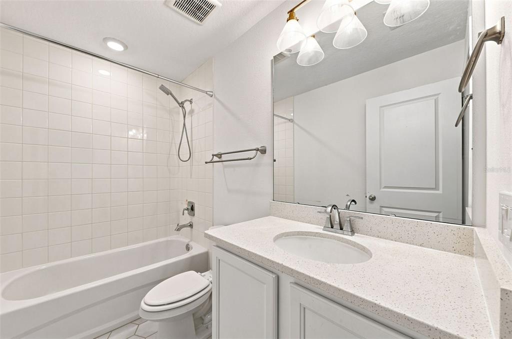 2251 DERWENT DRIVE gallery image #31