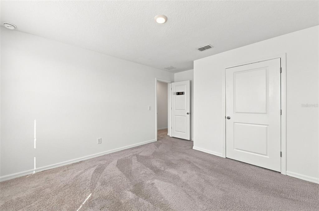 2251 DERWENT DRIVE gallery image #41