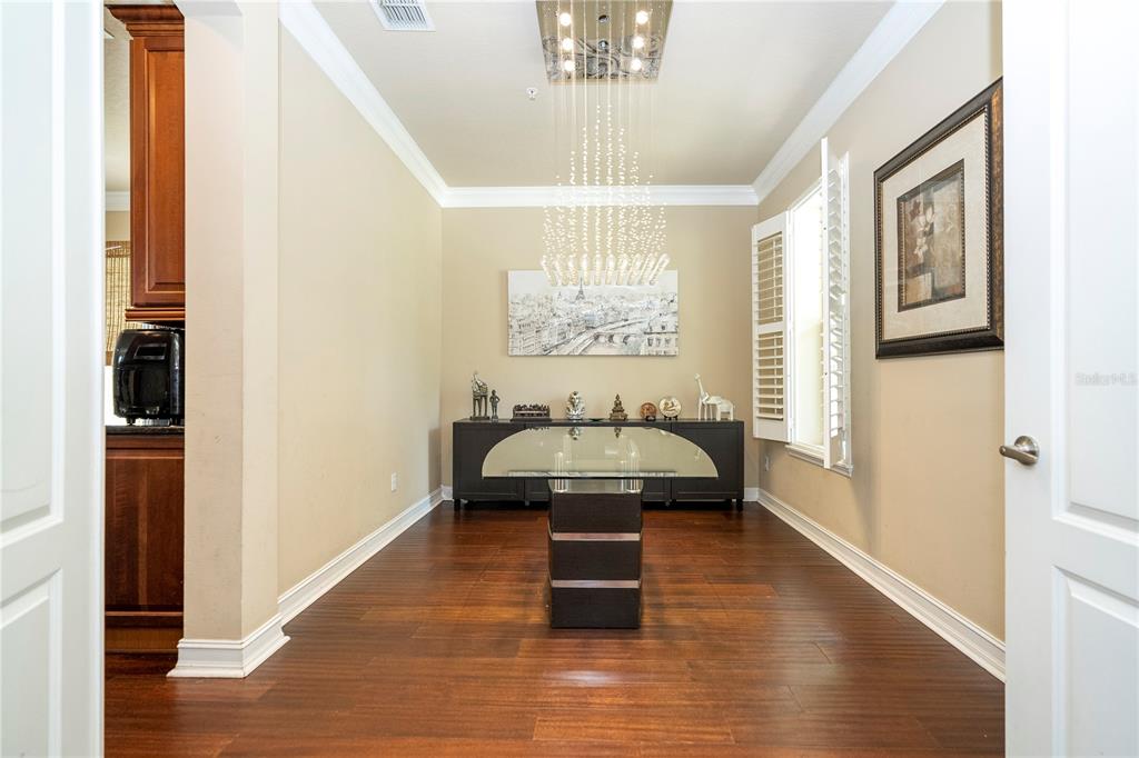 1555 HANKS AVENUE gallery image #29