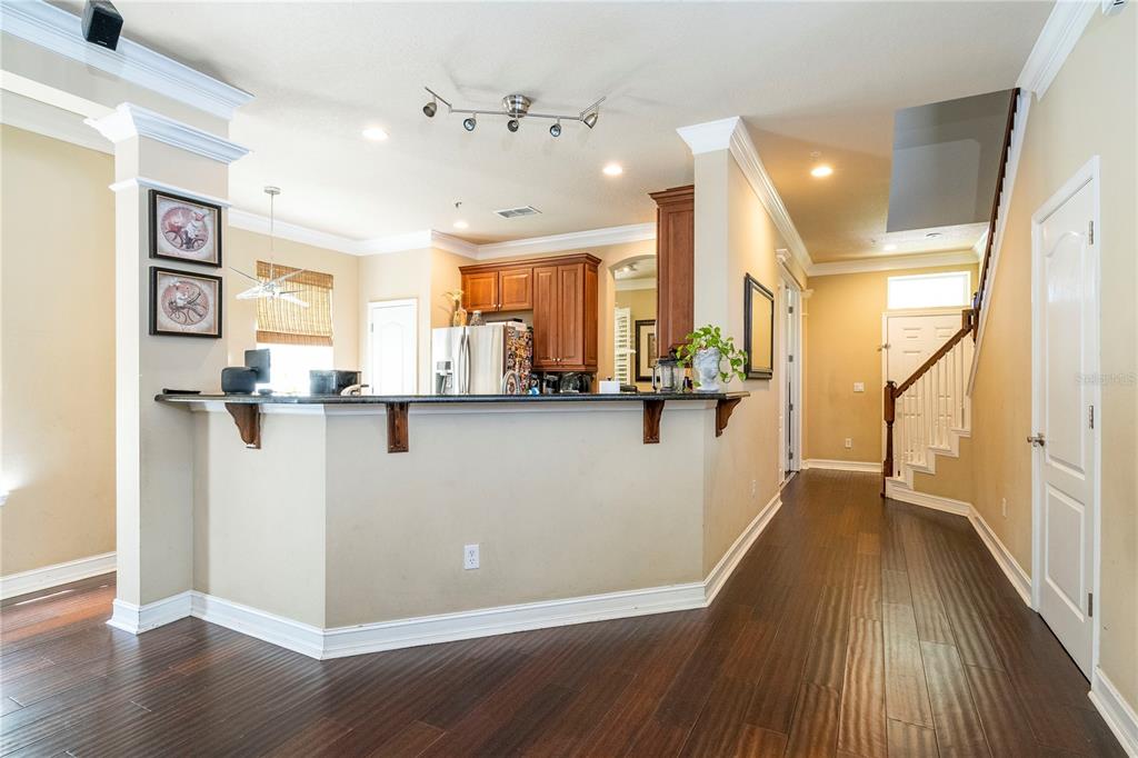 1555 HANKS AVENUE gallery image #36