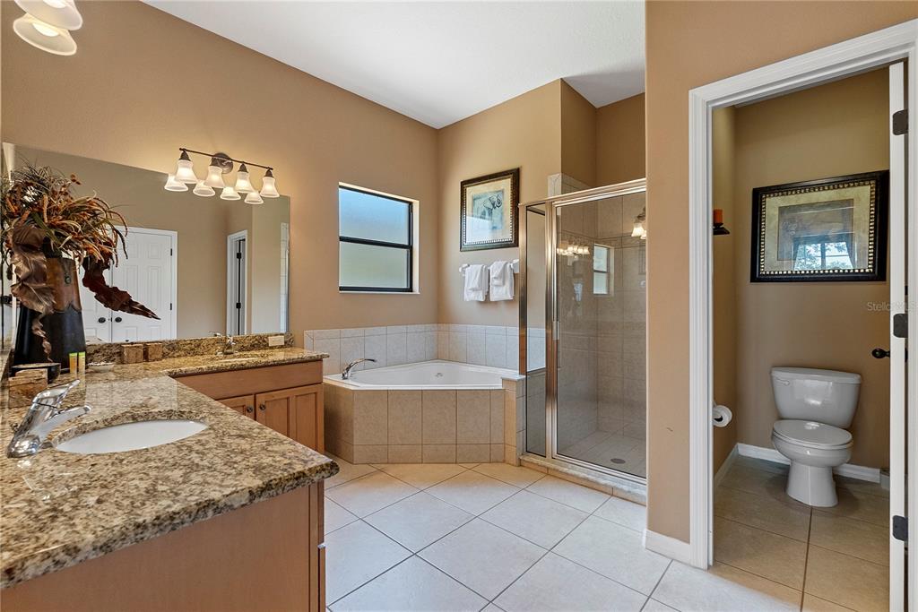358 LAKE DAVENPORT CIRCLE gallery image #18