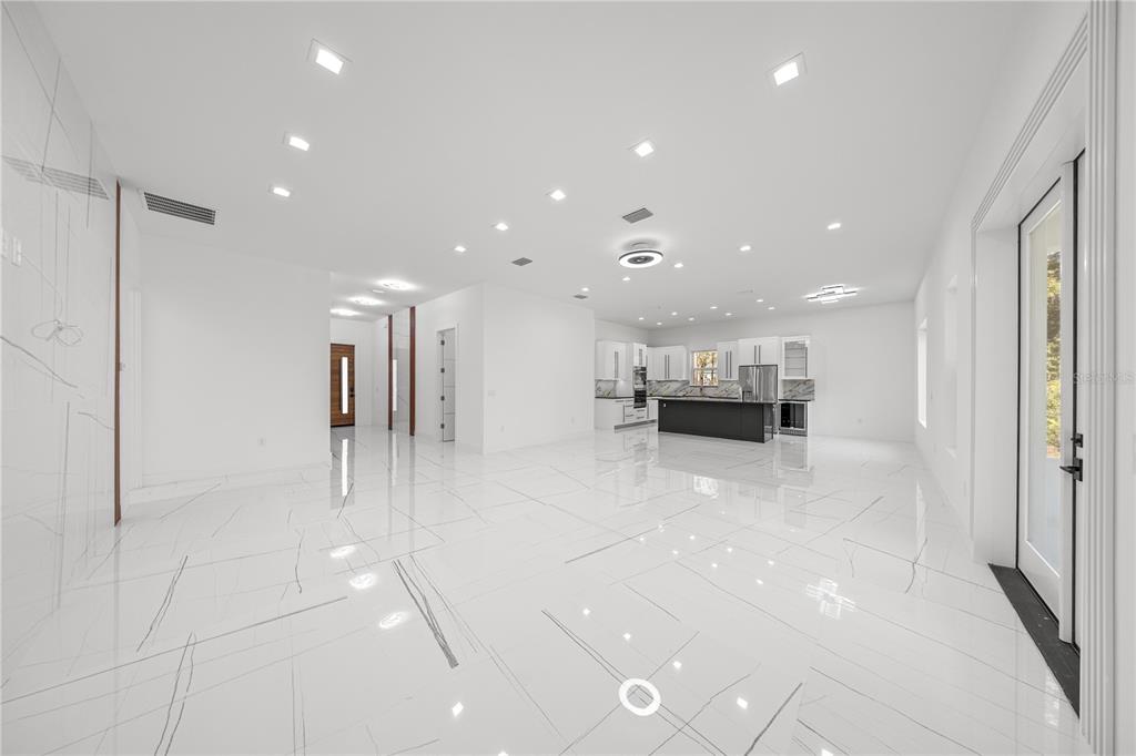 6877 SW 131ST CIRCLE gallery image #12