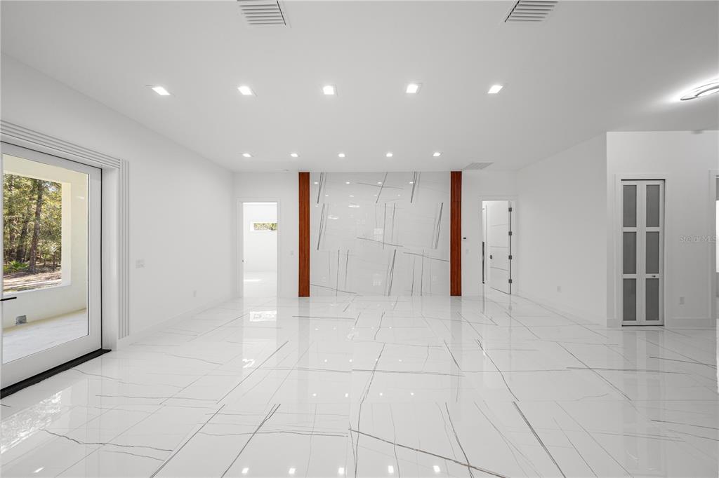6877 SW 131ST CIRCLE gallery image #14