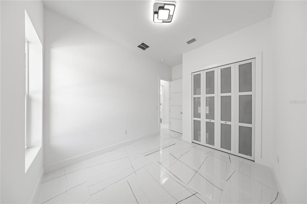 6877 SW 131ST CIRCLE gallery image #32