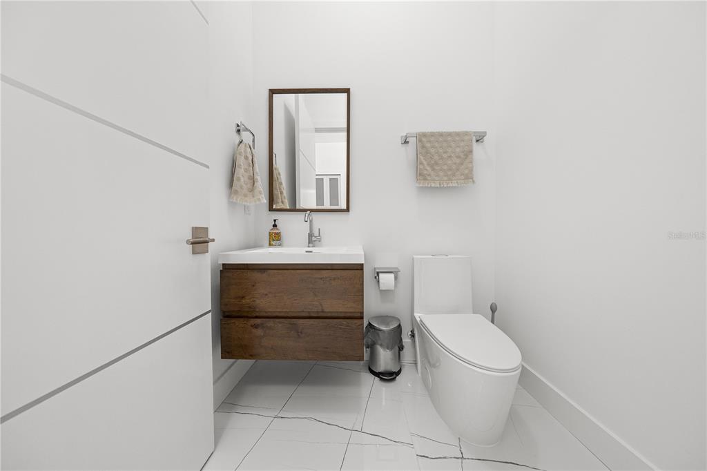 6877 SW 131ST CIRCLE gallery image #8