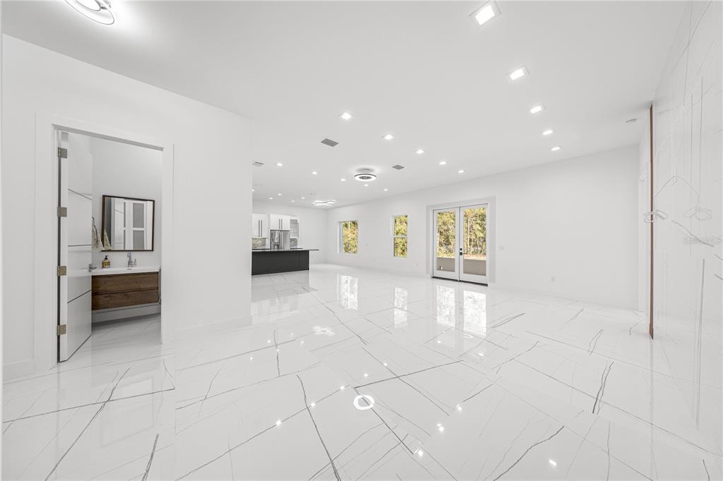 6877 SW 131ST CIRCLE gallery image #9