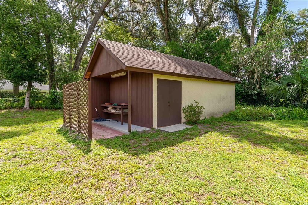 3555 SW 24TH AVENUE ROAD gallery image #18