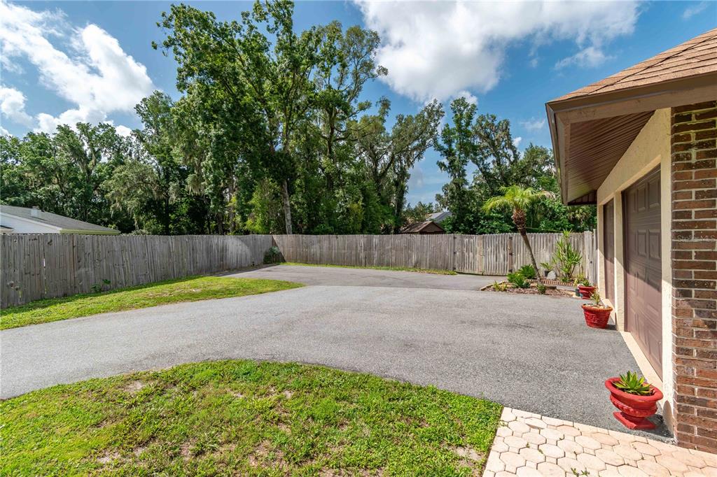 3555 SW 24TH AVENUE ROAD gallery image #20