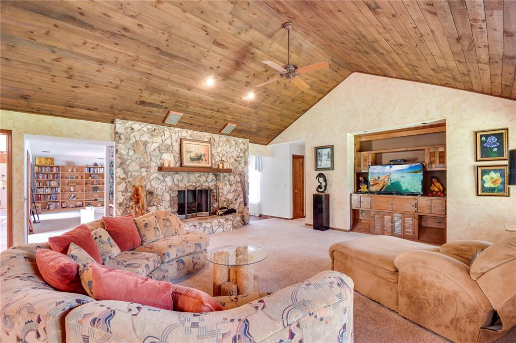 3555 SW 24TH AVENUE ROAD gallery image #32