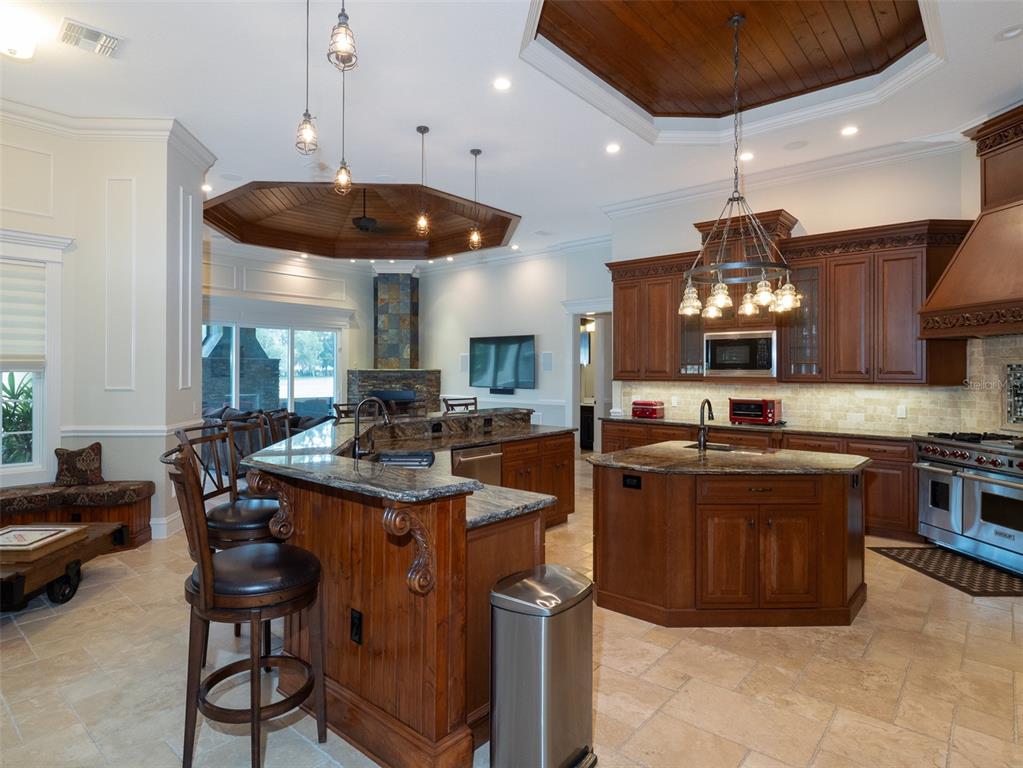 6853 NW 12TH STREET gallery image #10