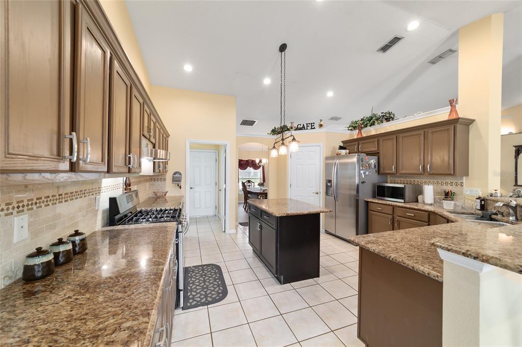 3465 SE 54TH AVENUE gallery image #11