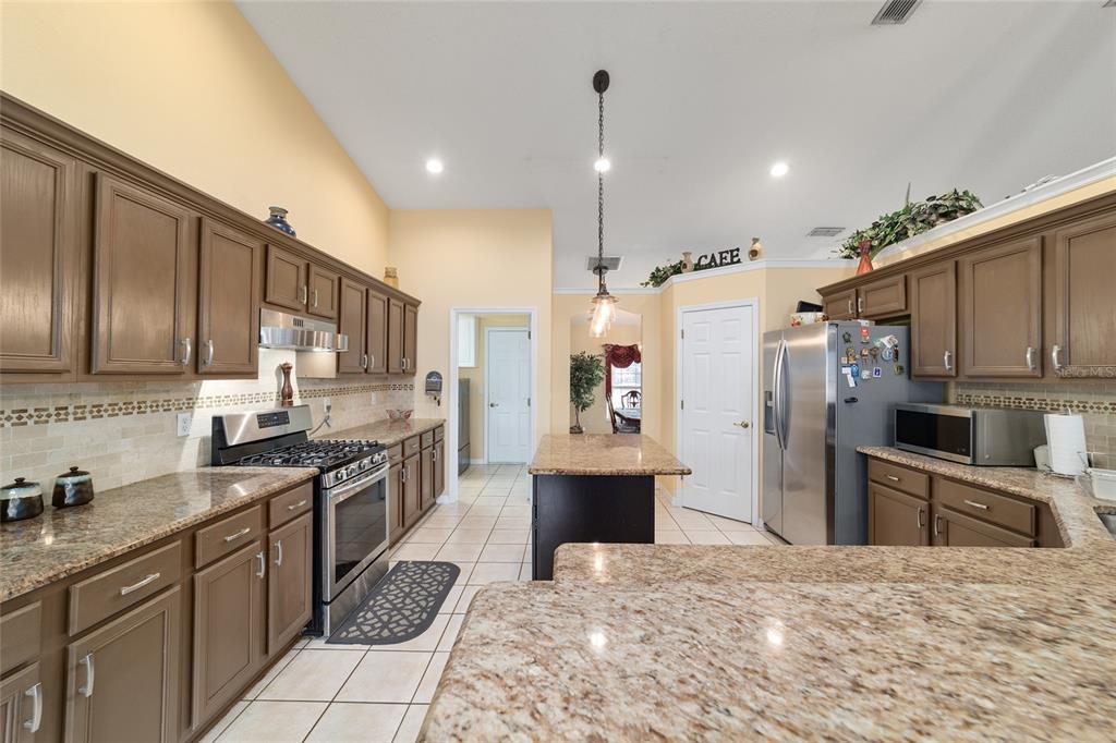 3465 SE 54TH AVENUE gallery image #12