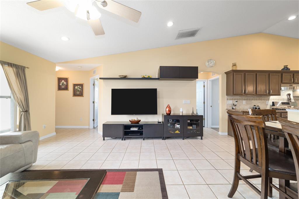 3465 SE 54TH AVENUE gallery image #29