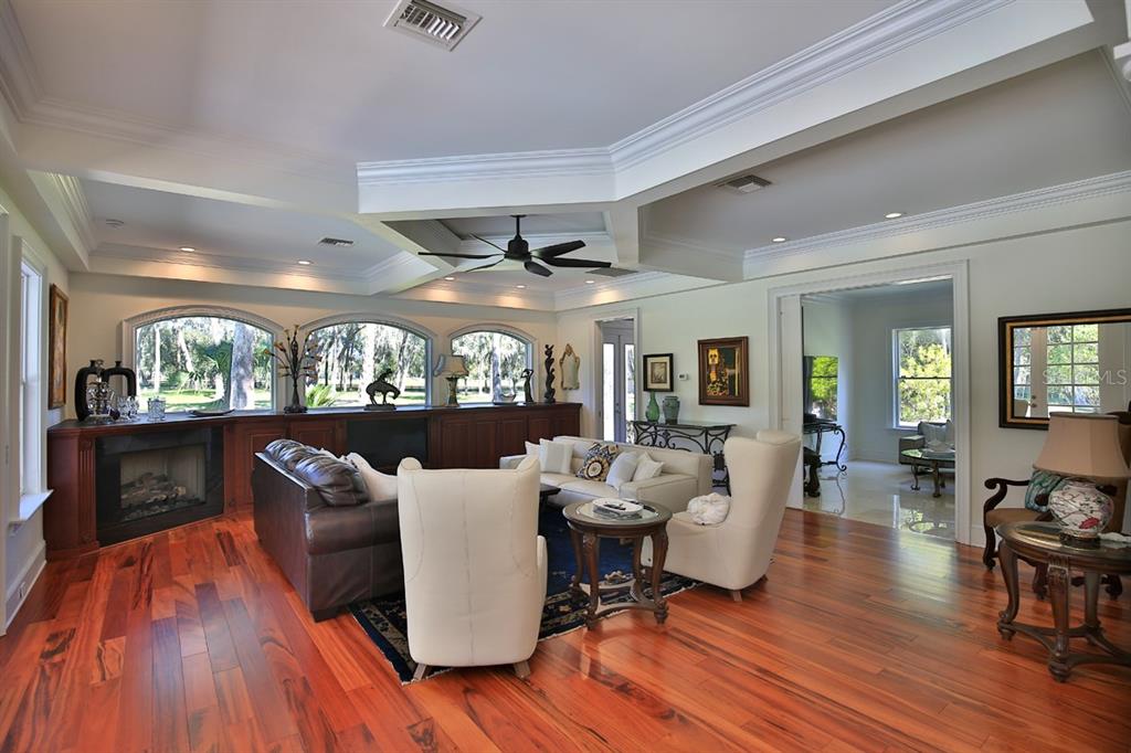 1401 SE 91ST PLACE gallery image #10
