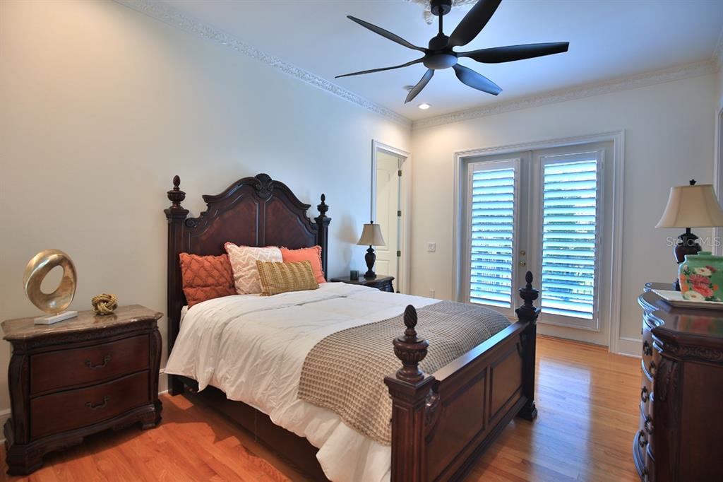 1401 SE 91ST PLACE gallery image #38