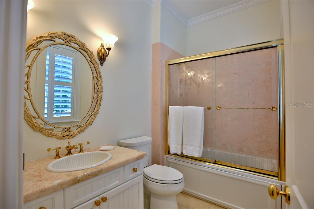 1401 SE 91ST PLACE gallery image #39