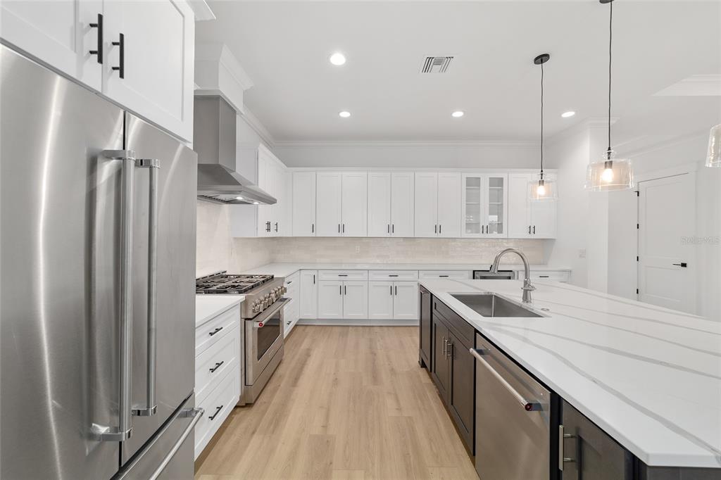5775 SW 43RD PLACE gallery image #13