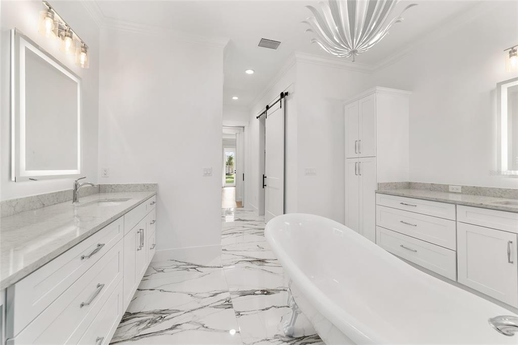 5775 SW 43RD PLACE gallery image #27