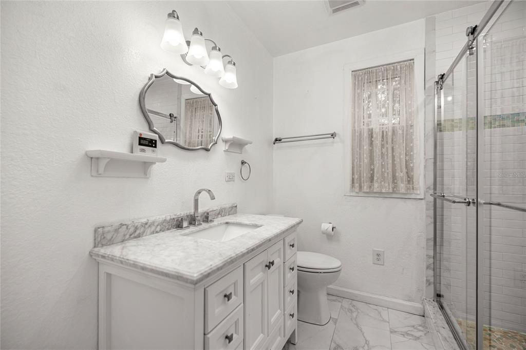 1226 SE 9TH AVENUE gallery image #30