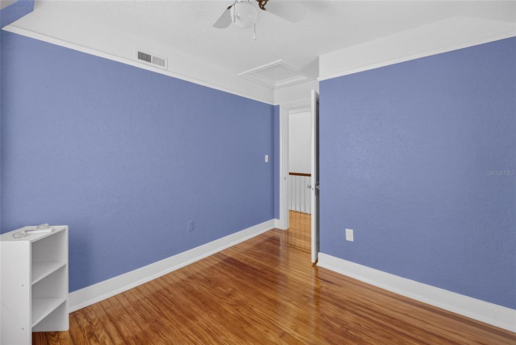 1226 SE 9TH AVENUE gallery image #33