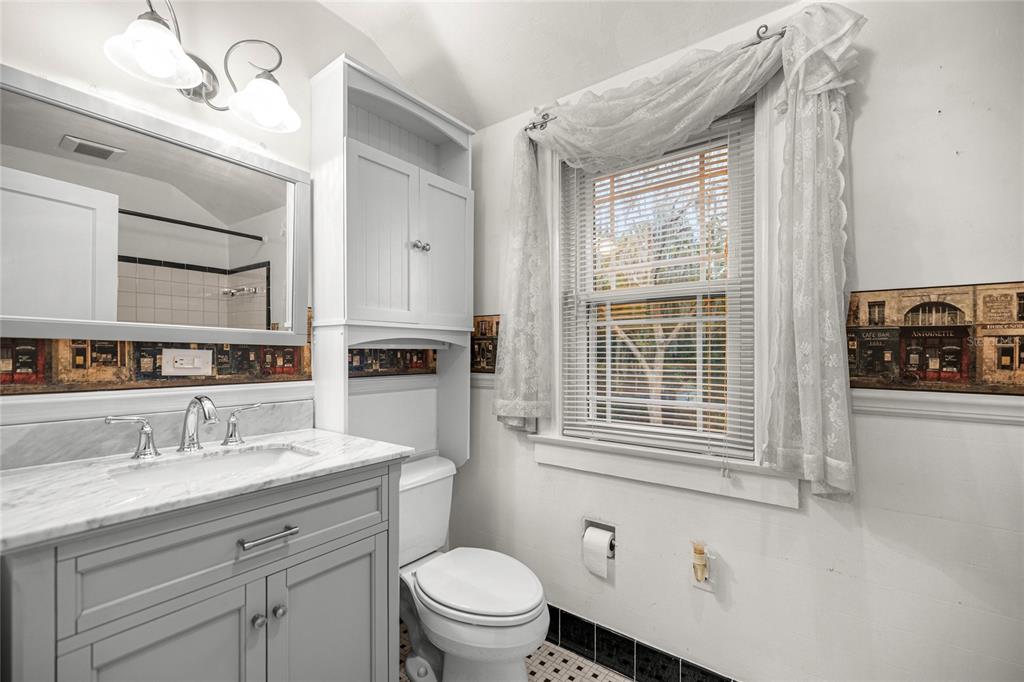 1226 SE 9TH AVENUE gallery image #39