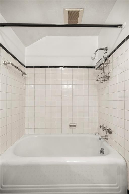 1226 SE 9TH AVENUE gallery image #40
